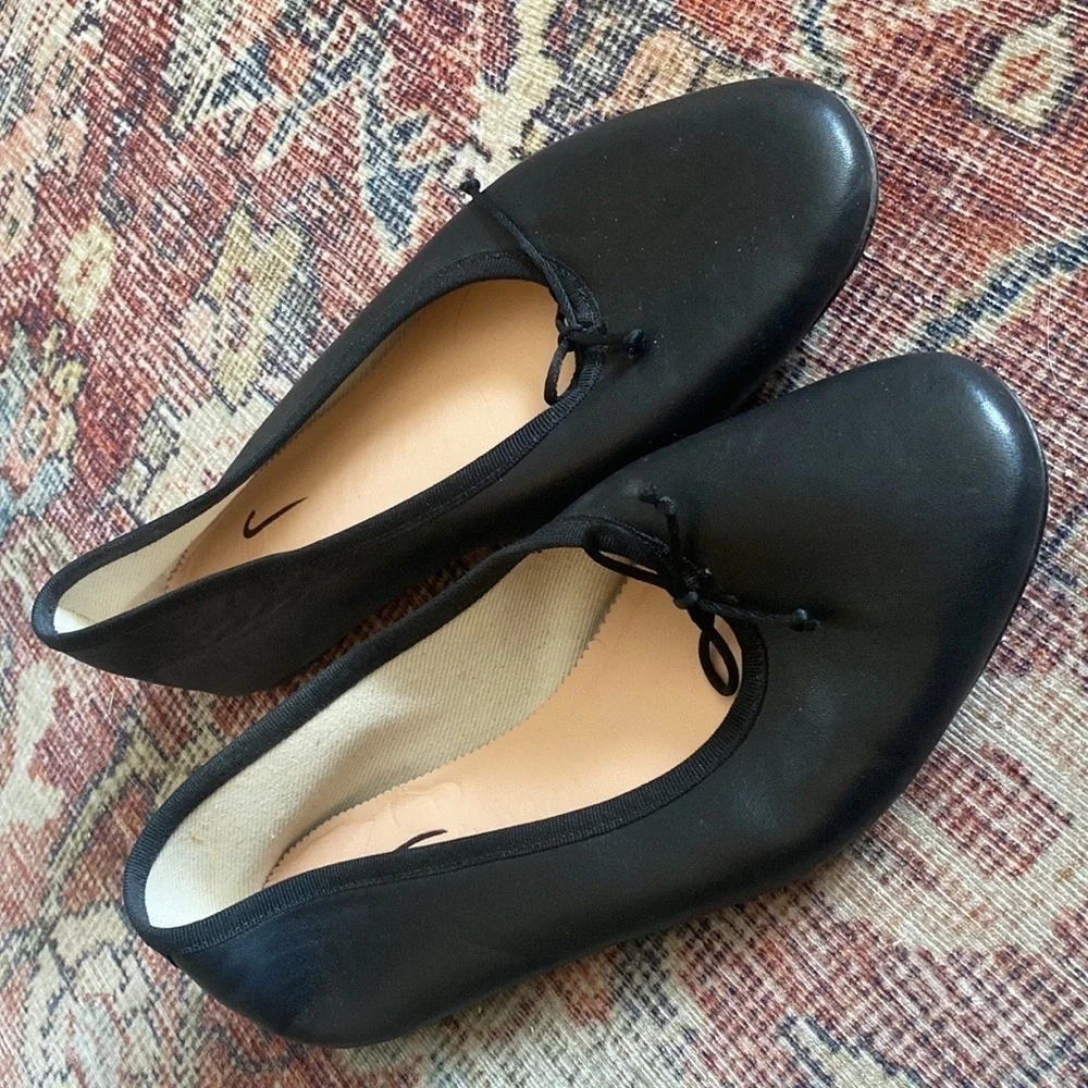 Used J Crew Zoe ballet flats in leather AY953